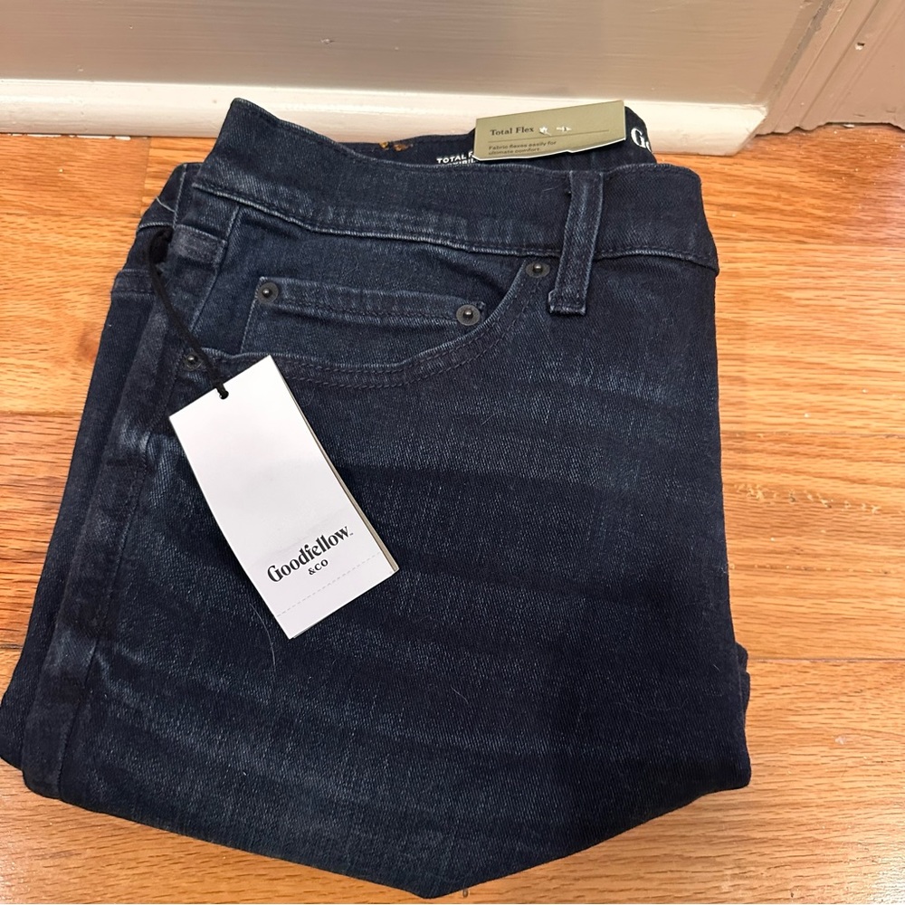Goodfellow Darkwash Men’s skinny Jeans